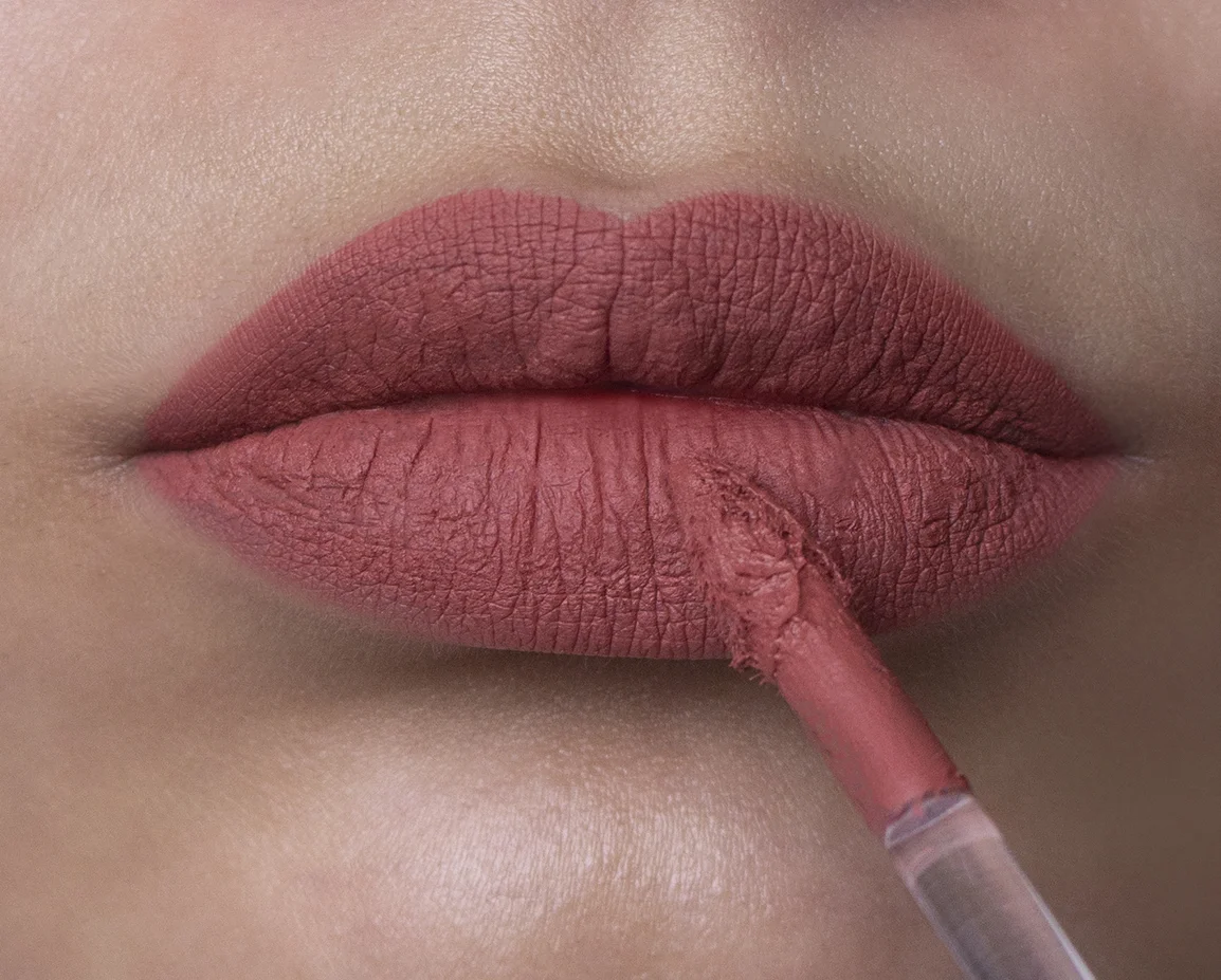 تصویر رسمی خانومی